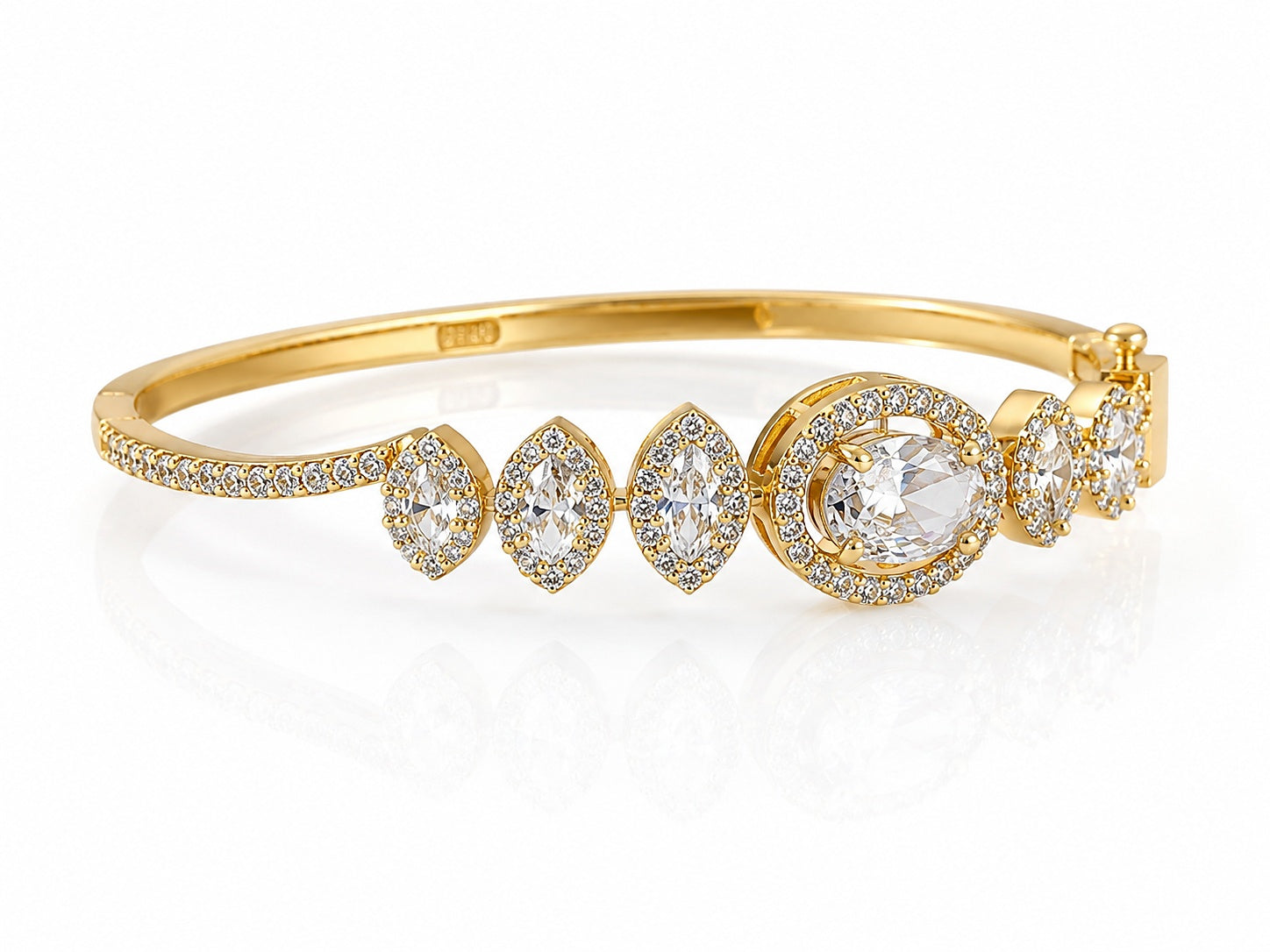 Aurora Oval Bracelet - Zari and Zevar