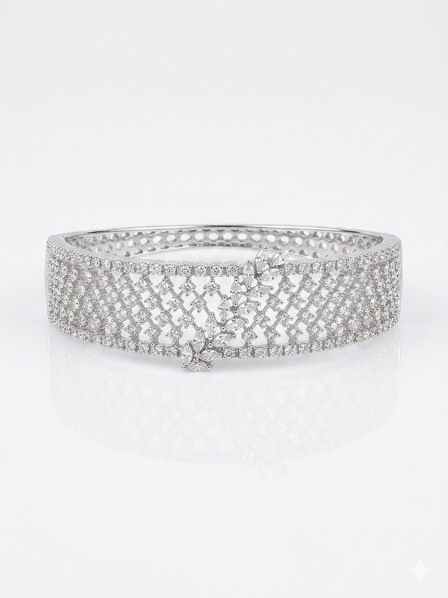 Crystal Leaf Bracelet - Zari and Zevar