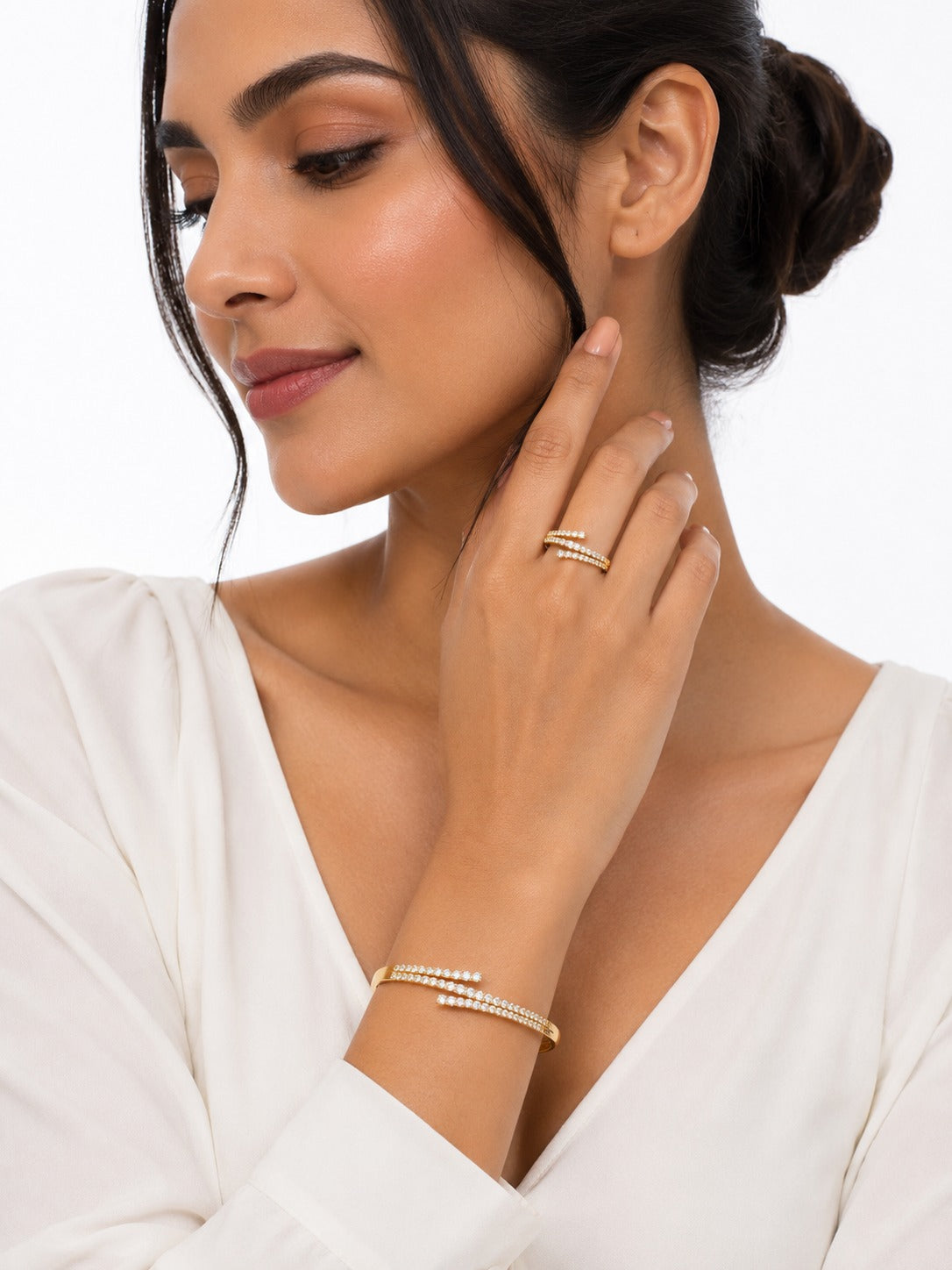 Flora Luxe Bracelet & Ring Set - Zari and Zevar
