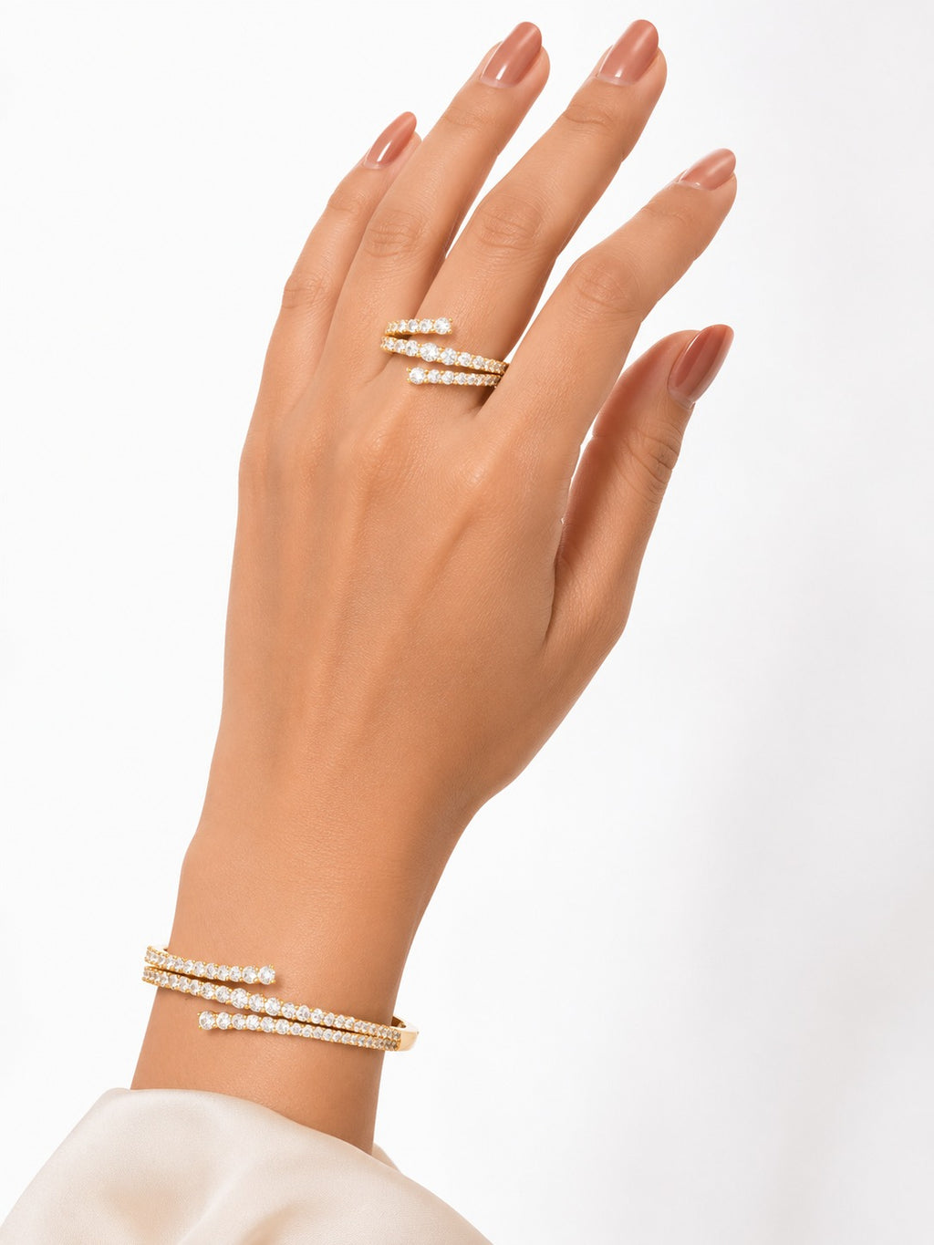 Flora Luxe Bracelet & Ring Set - Zari and Zevar