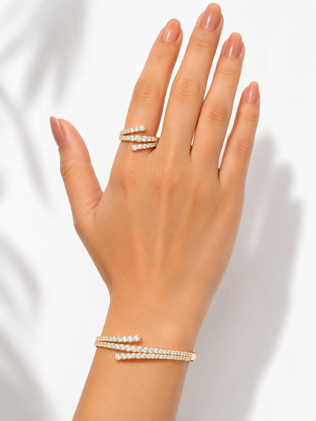 Flora Luxe Bracelet & Ring Set - Zari and Zevar