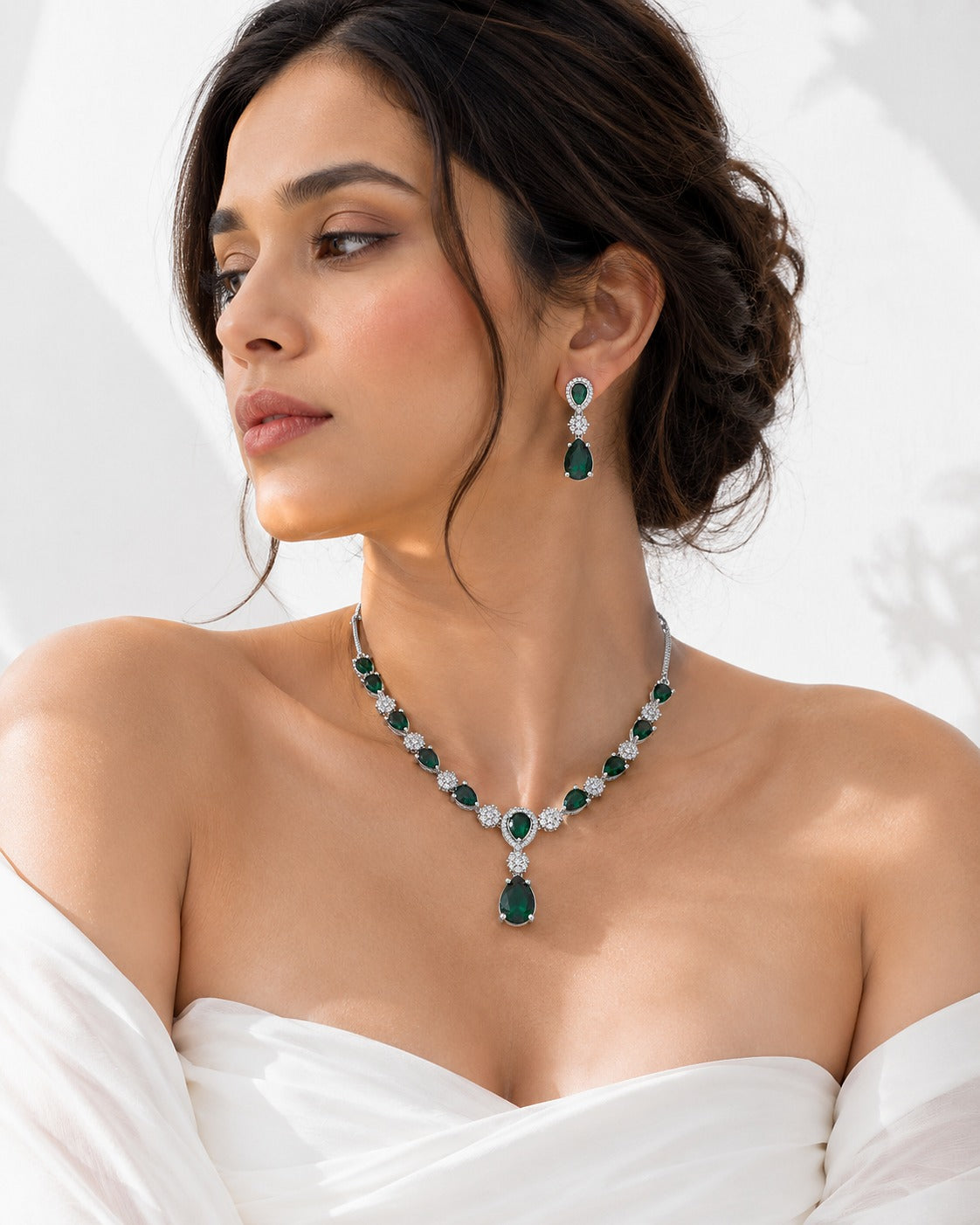 Imperial Emerald Pear Set - Zari and Zevar