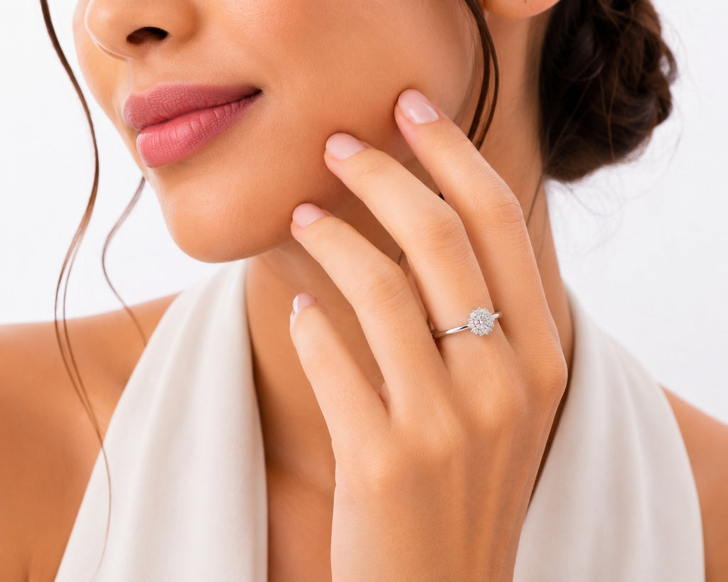 Oval Emerald Halo Ring - Zari and Zevar