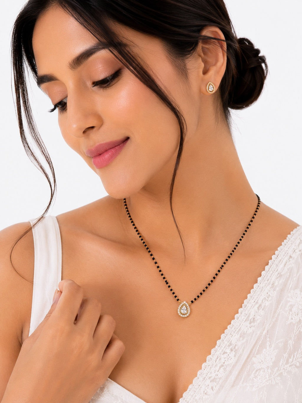 Pear Cut Mangalsutra Set - Zari and Zevar