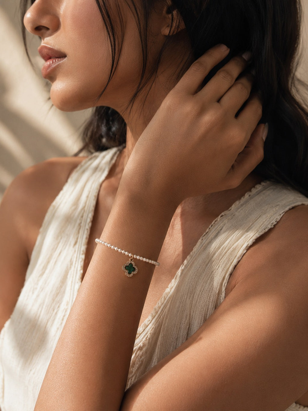 Pearl Emerald Stone Bracelet - Zari and Zevar