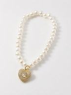 Pearl Heart Levitating Bracelet - Zari and Zevar