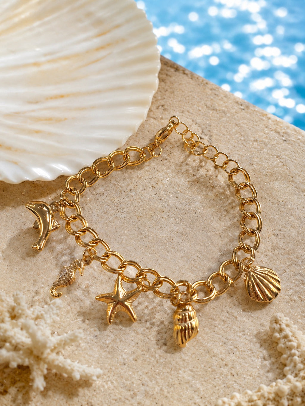 Shell Charm Bracelet - Zari and Zevar