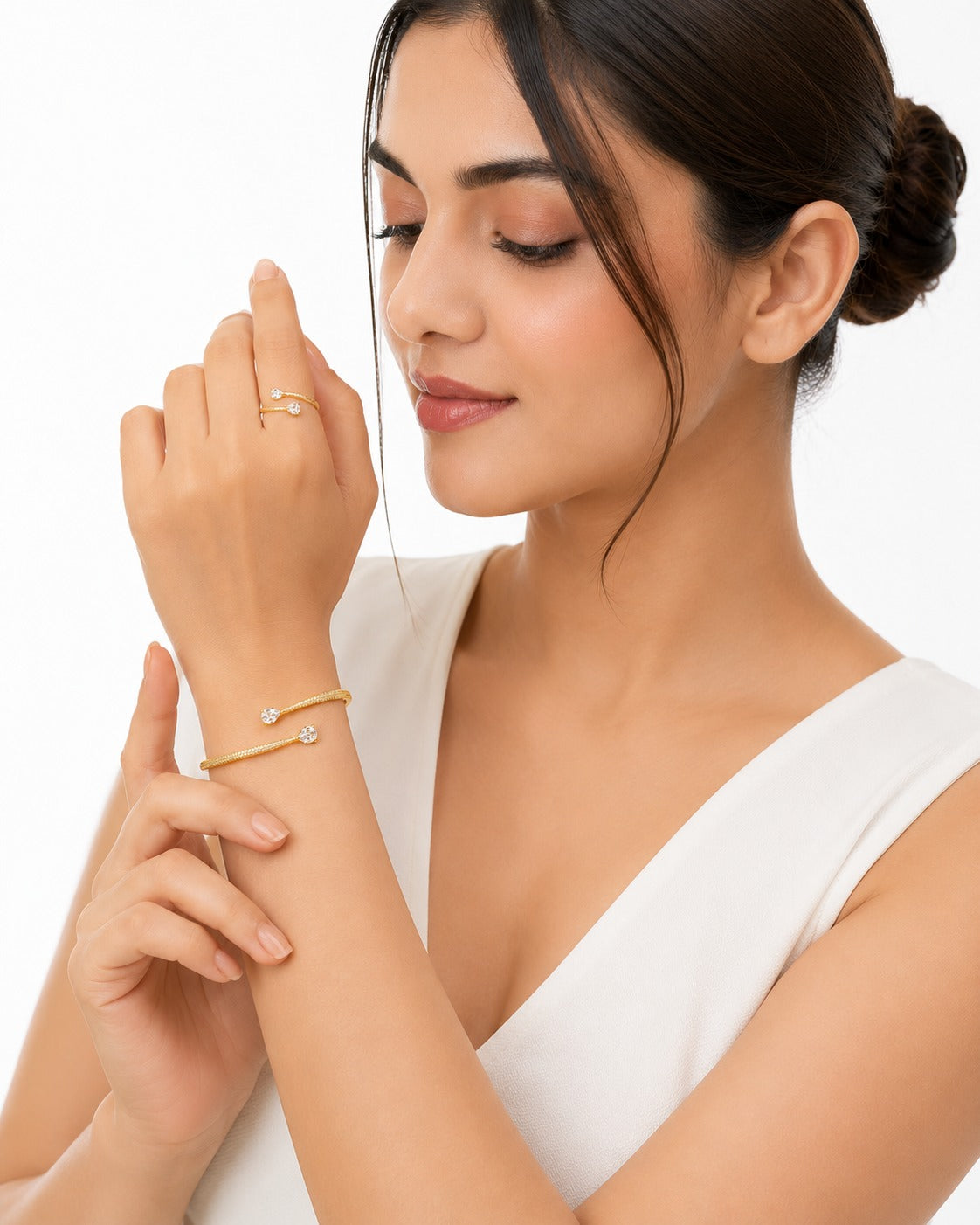 Sparkling Serpent Stone Bracelet & Ring Set - Zari and Zevar