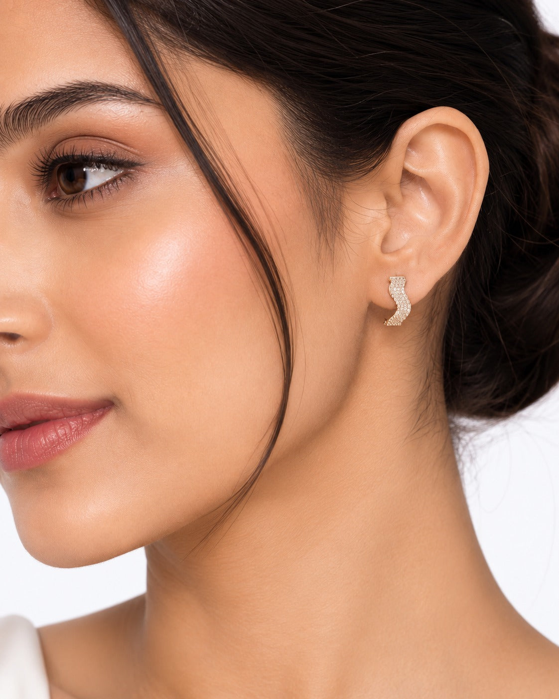 Sparkling Wave Earrings - Zari and Zevar