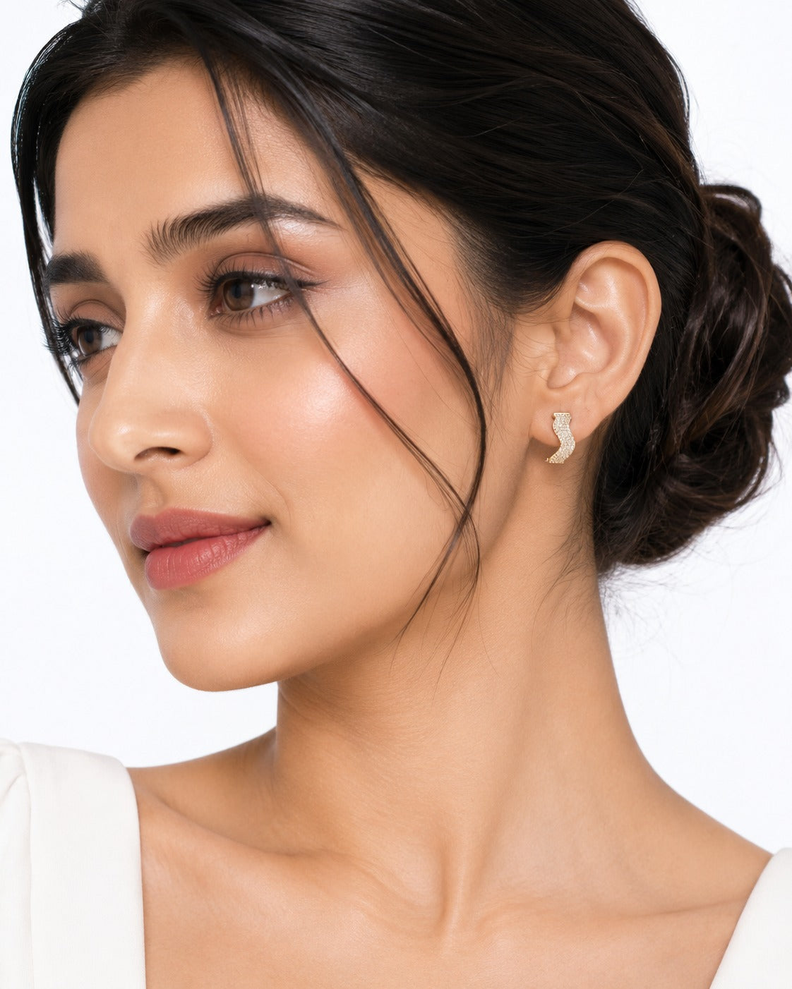 Sparkling Wave Earrings - Zari and Zevar