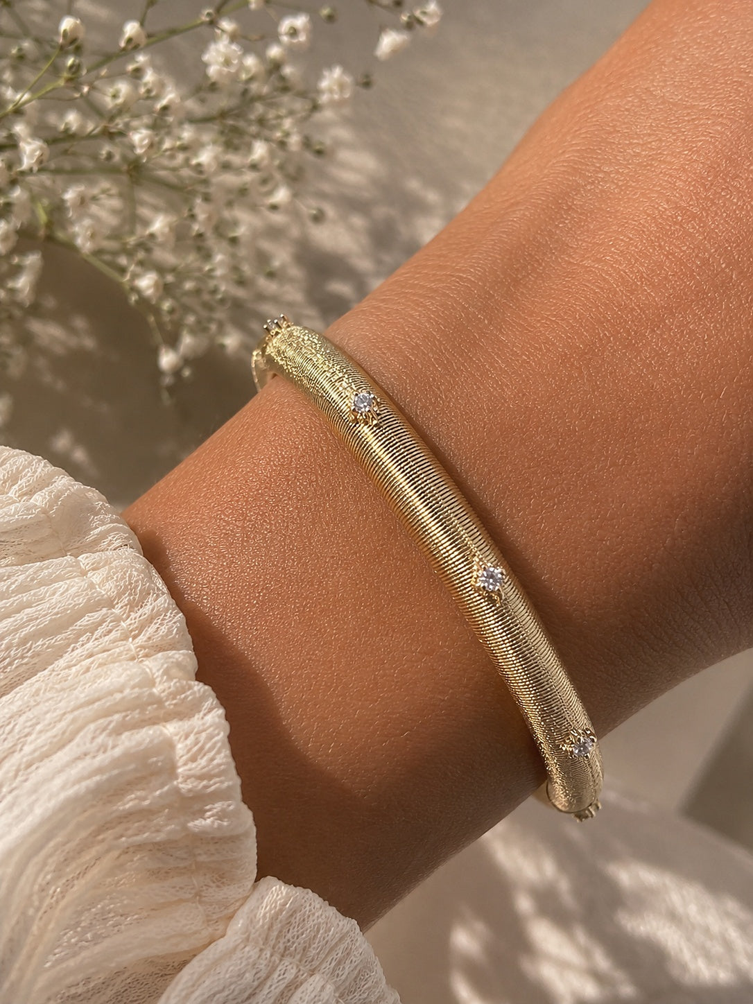 Starlight Golden Bracelet - Zari and Zevar