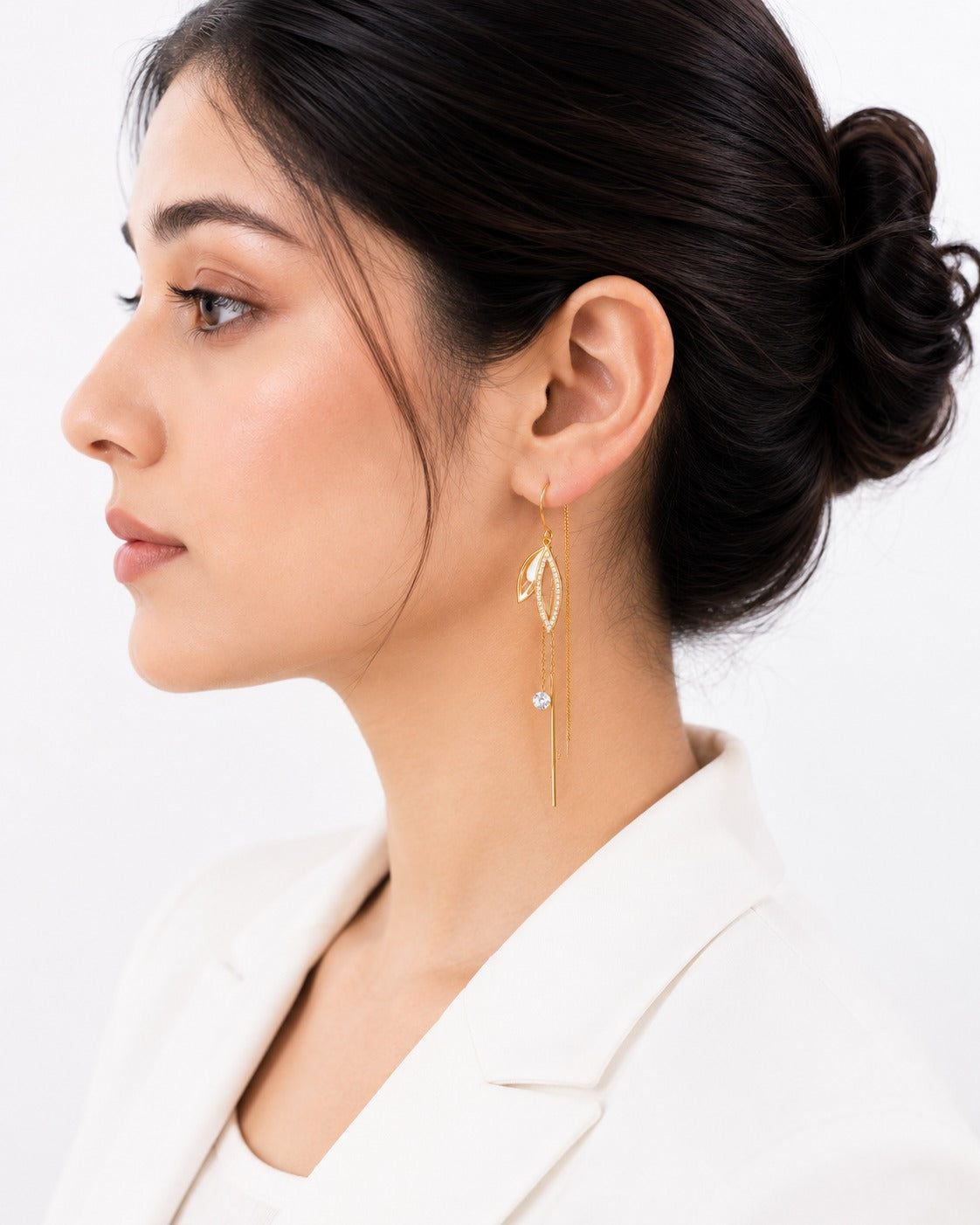 Sui Dhaga Earrings - Zari and Zevar