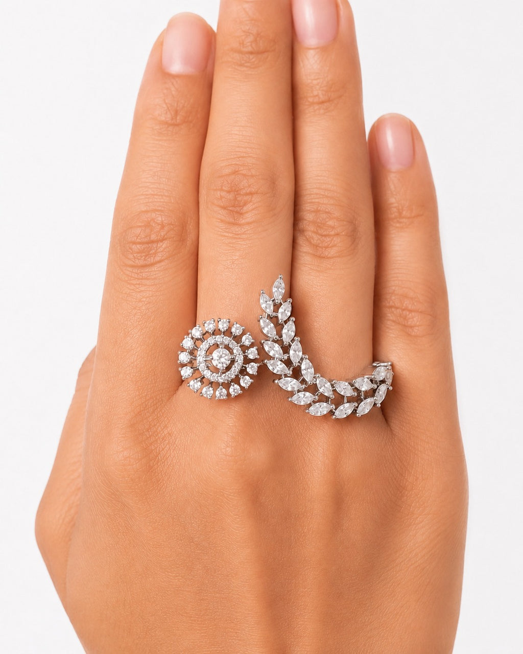 The Celestial Laurel Ring - Zari and Zevar