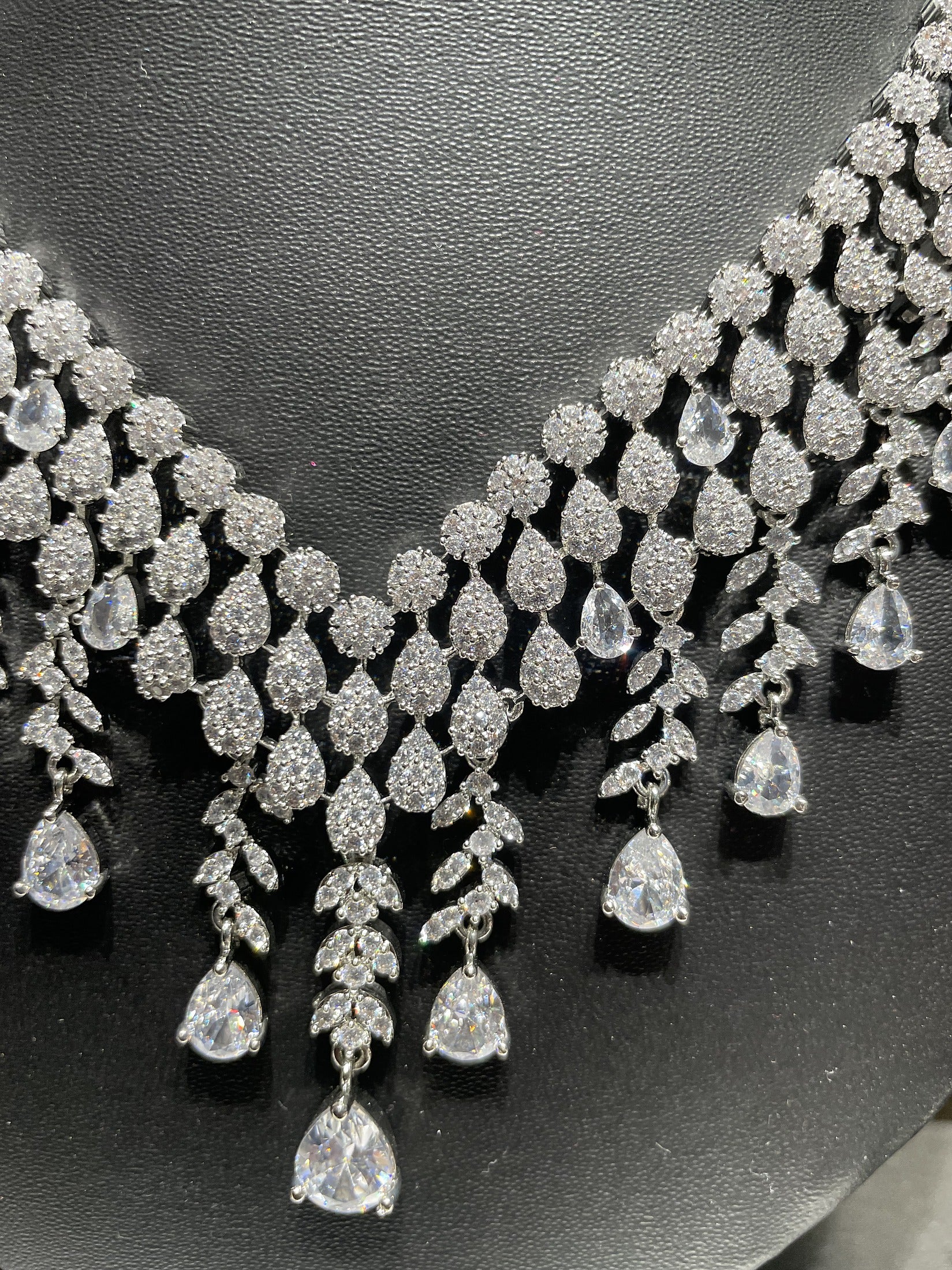 The Diamond Cascade - Zari and Zevar