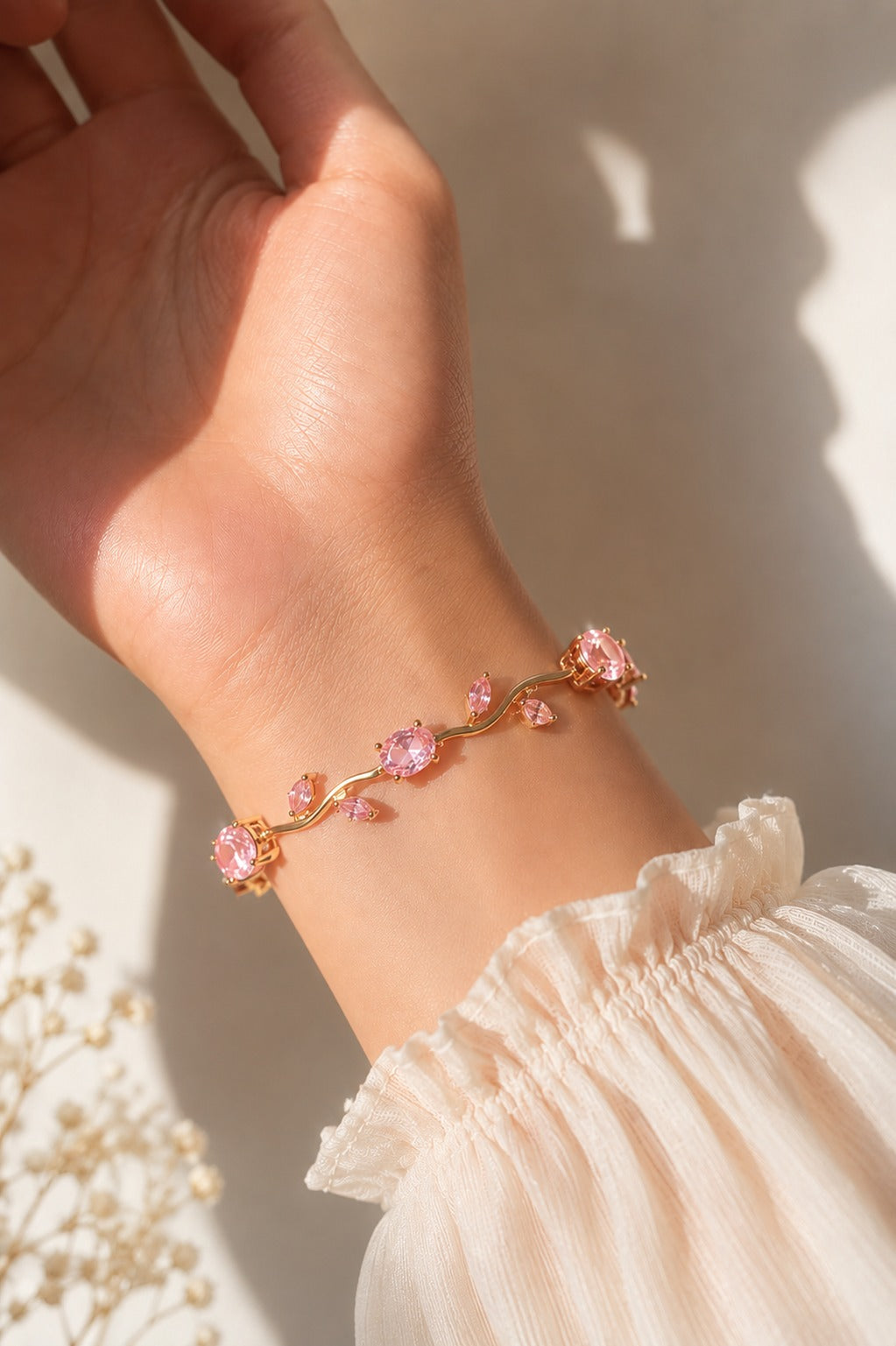 Tulip Bracelet Pink - Zari and Zevar