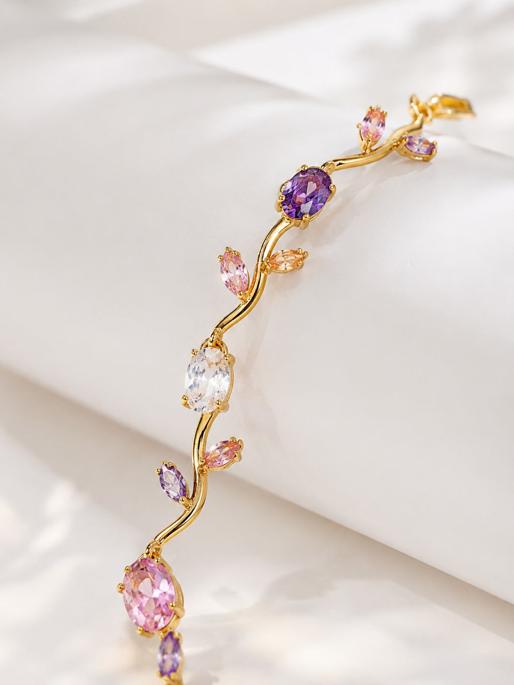 Tulip Bracelet Pink Lavender - Zari and Zevar