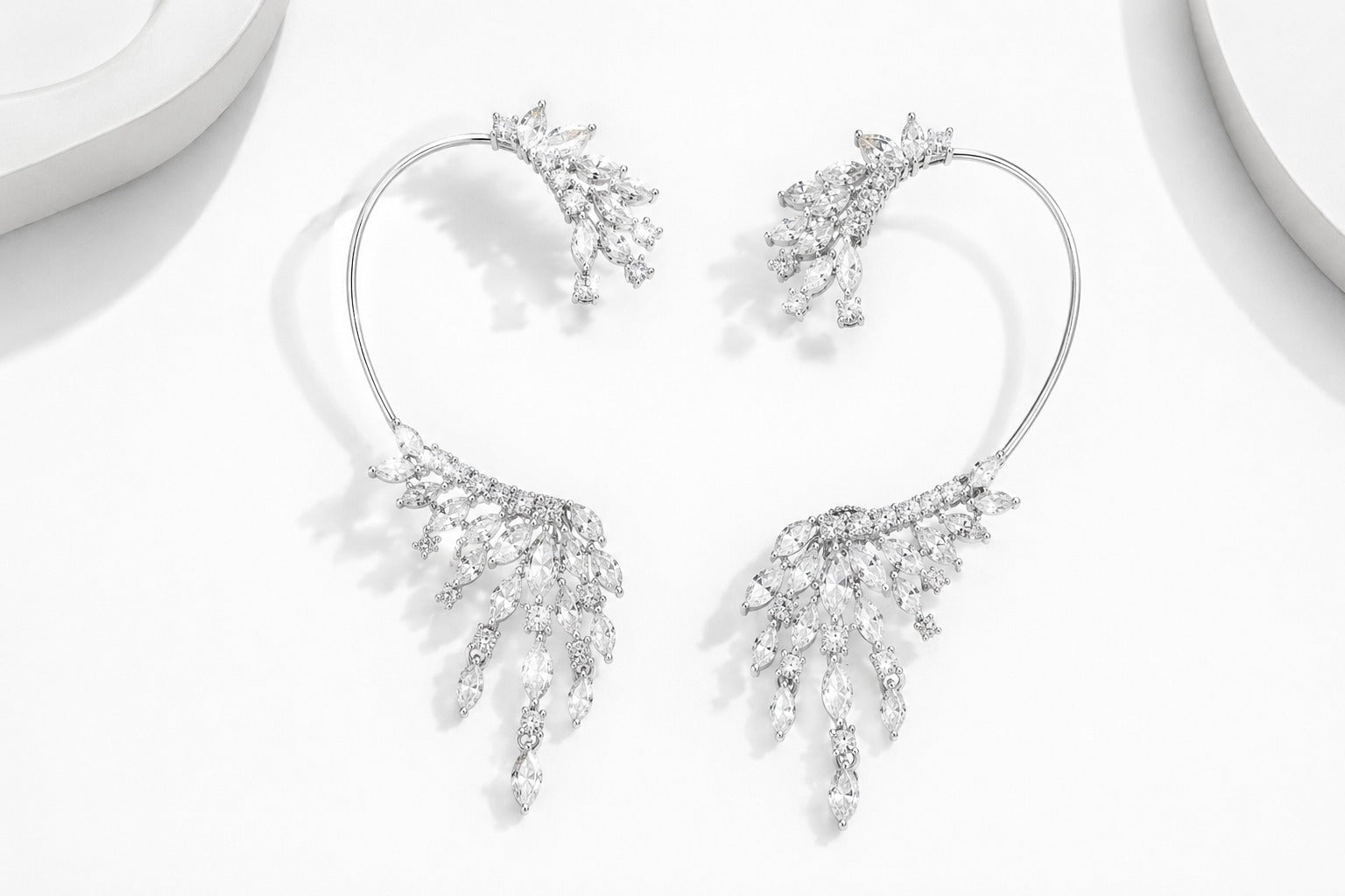 Valkyrie Wing Earcuff - Zari and Zevar
